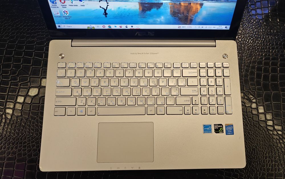 Ігровий ноутбук  Asus N550JK GTX 850M (2Gb), i7-4700HQ