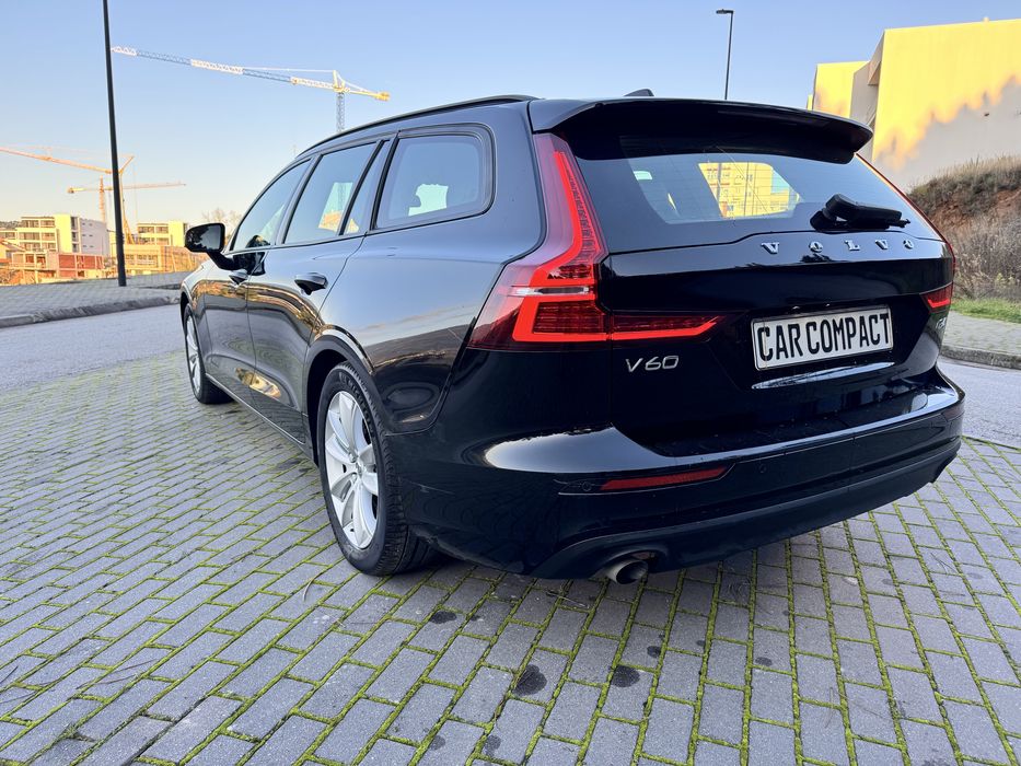 Volvo v60 B4 gertronic 197 cv