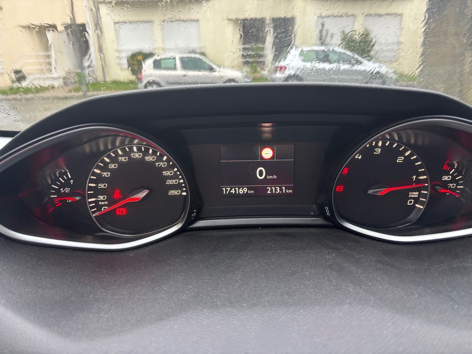 Peugeot 308 1.5BlueHDI — photo 5