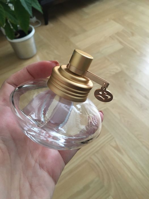 Flakoniki pustkę perfumy Beyonce Aguilera Shakira