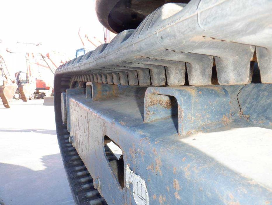 Экскаватор гусеничный HITACHI ZX20UR