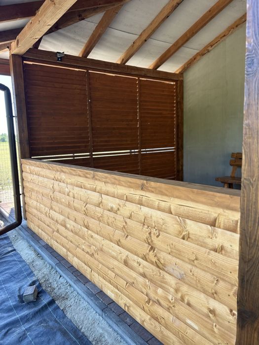 Żaluzje ruchome drewniane