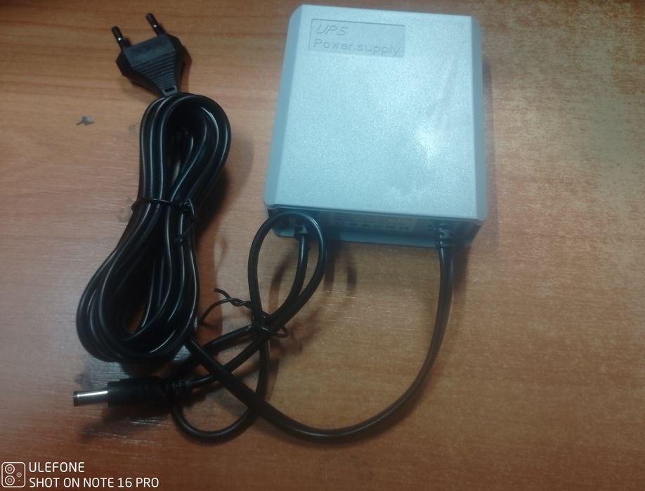 ДБЖ UPS джерело безперебійного живлення для роутера 12 вольт
