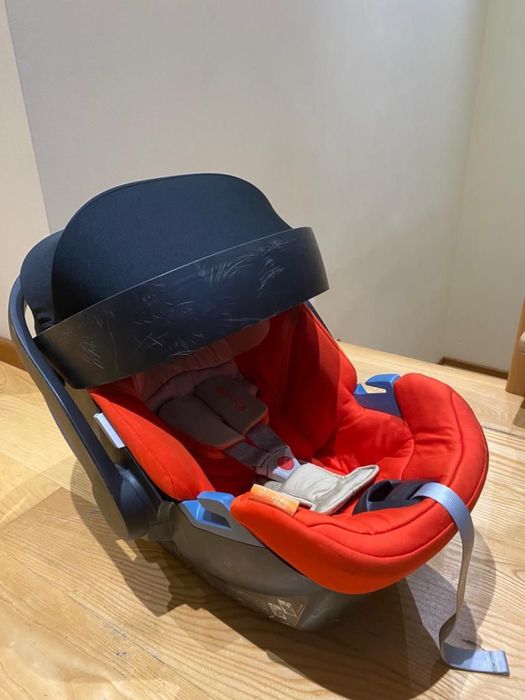 Fotelik samochodowy - nosidełko  Cybex Aton 5 wraz z baza do izofix