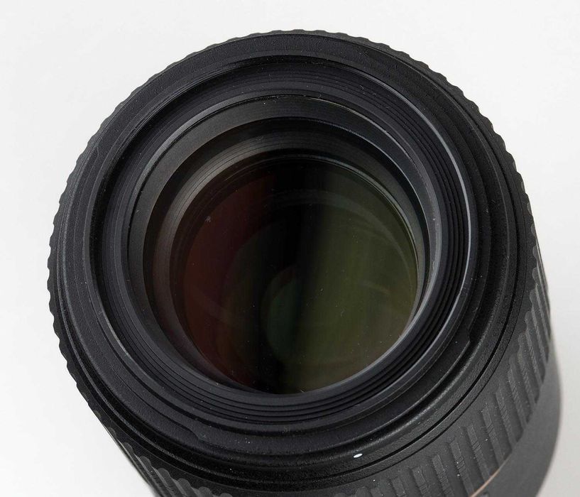 Canon EF/ Tamron 90/2.8 Di MACRO VC USD предметна стоматологія природа