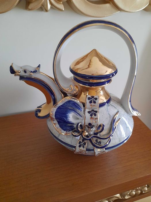 Adorno em porcelana