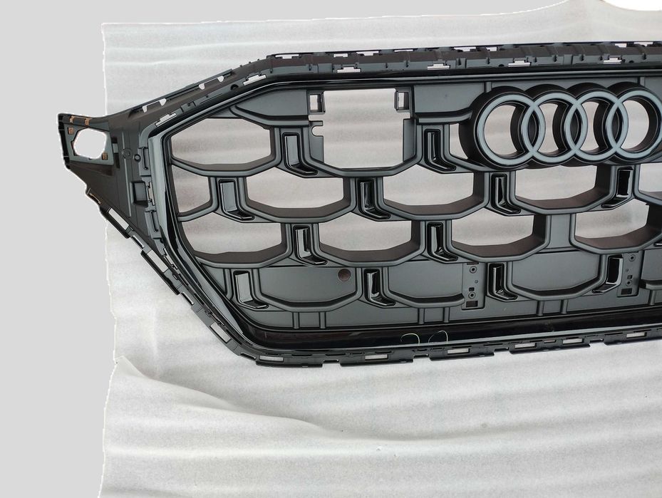 Grill Atrapa Audi SQ8 4M8 S line Jak nowa!