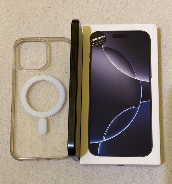 Vendo dois iphone 16 pro max e 15 pro max ambos 256