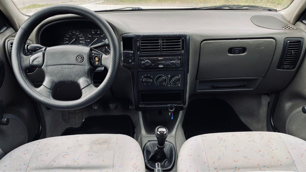 VW Polo 1.0 gasolina