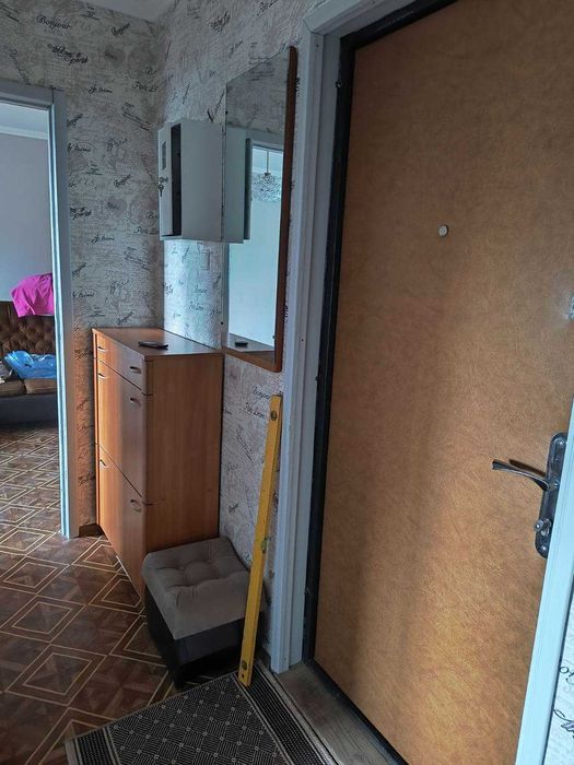 Сдам квартиру двухкомнатную