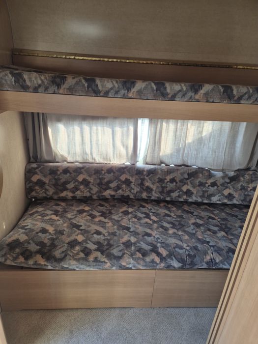 Vendo caravana adria
