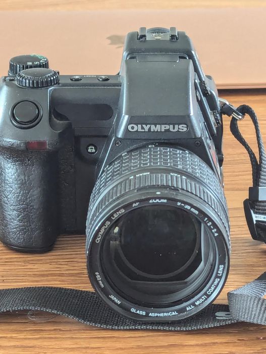 Olympus Camedia E-10 cyfrowy klasyk