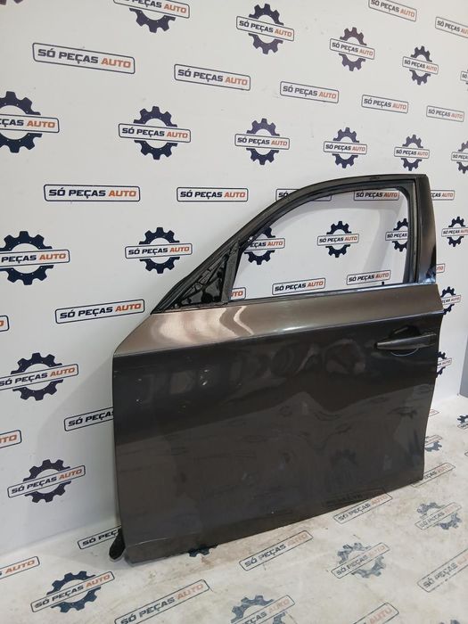 PORTA FRENTE ESQUERDA  BMW E87 2.0D 118D 2007-2011 ANO: 2008