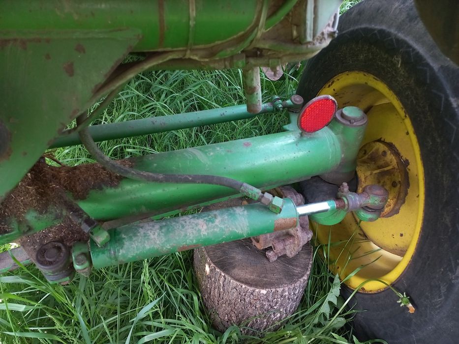 Комбайн John Deere 1042