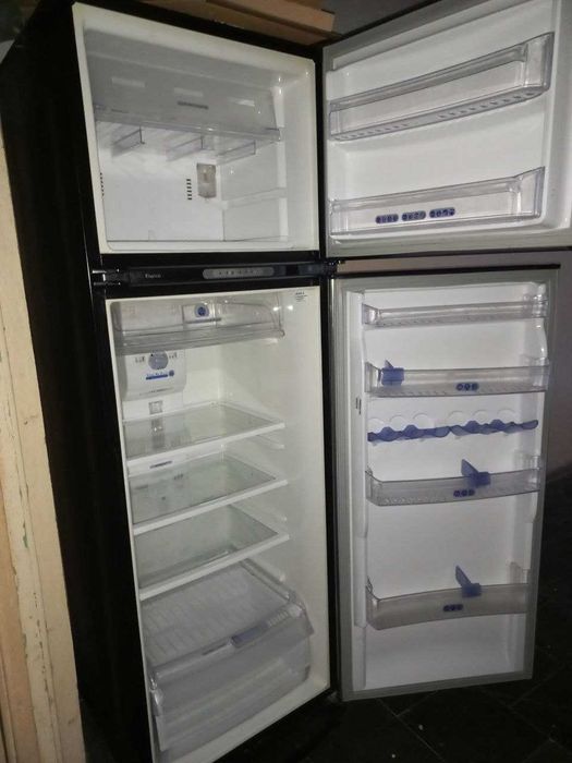 Холодільник Вірпул тропік но фрост. Донор.