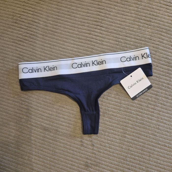 Majtki Calvin Klein, rozmiar S