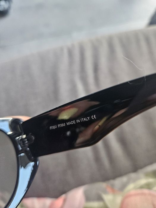 Okulary przeciwsłoneczne miu miu