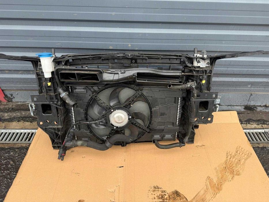 Audi  Q2 81A Передня панель телевізор