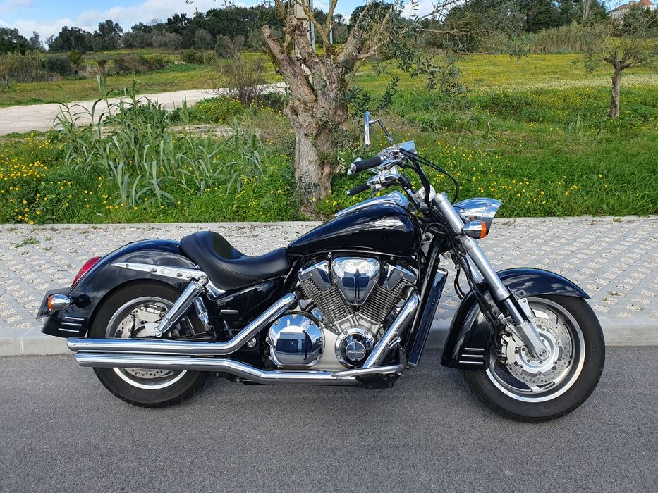 HONDA VTX 1800R (Modelo Americano)