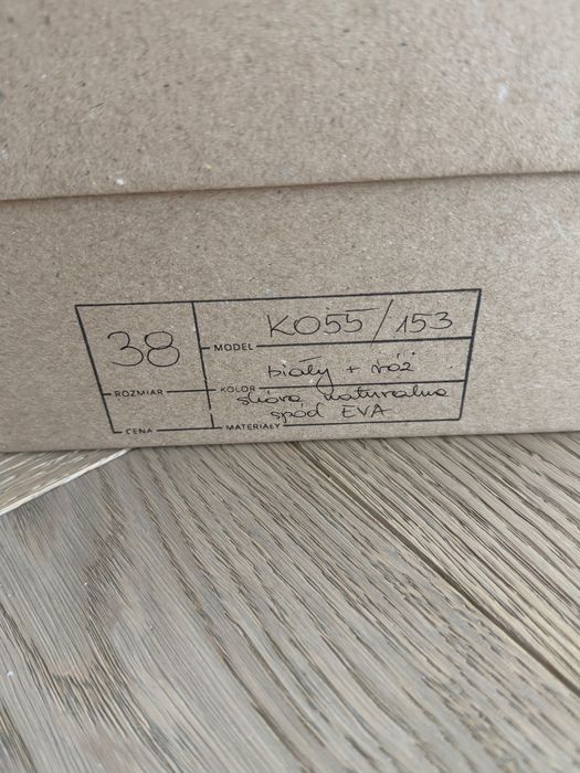 Buty skórzane białe sneakers 38 polashoes