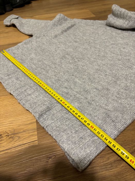 Светр reserved, розмір xs