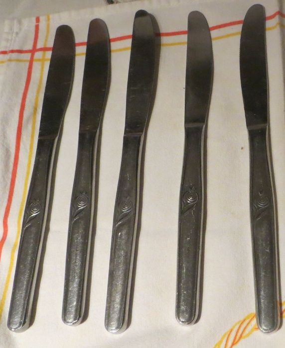 Talheres de mesa - 25 peças em inox - Como Novos