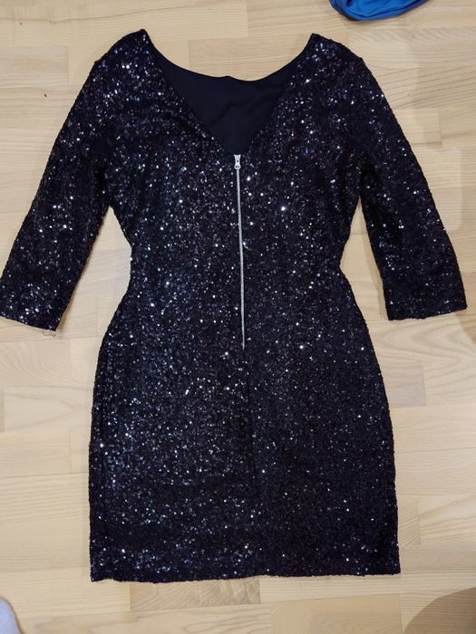 Sukienka mini w cekiny czarna-stan idealny