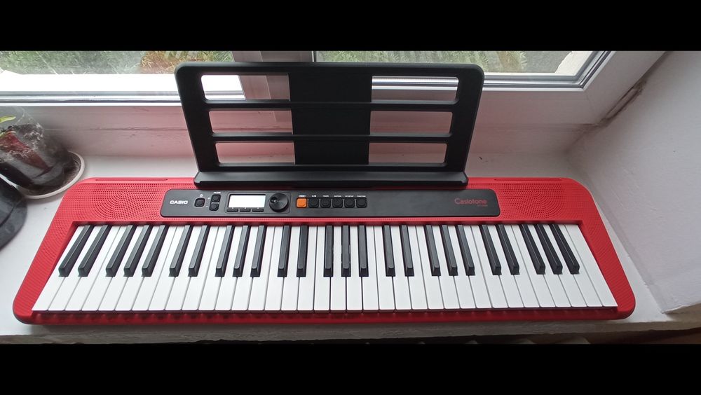 Синтезатор Casio