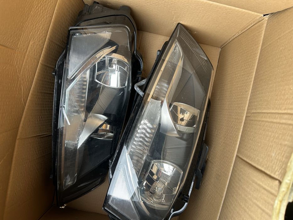 farois audi A3 de 2010 - novos