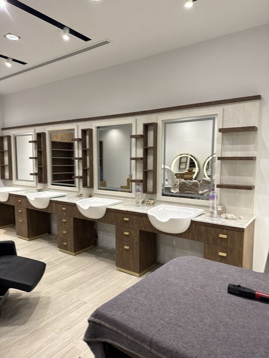 Bancadas cadeiras cabeleireiro barbeiro