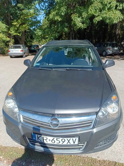 Opel Astra rok prod 2012