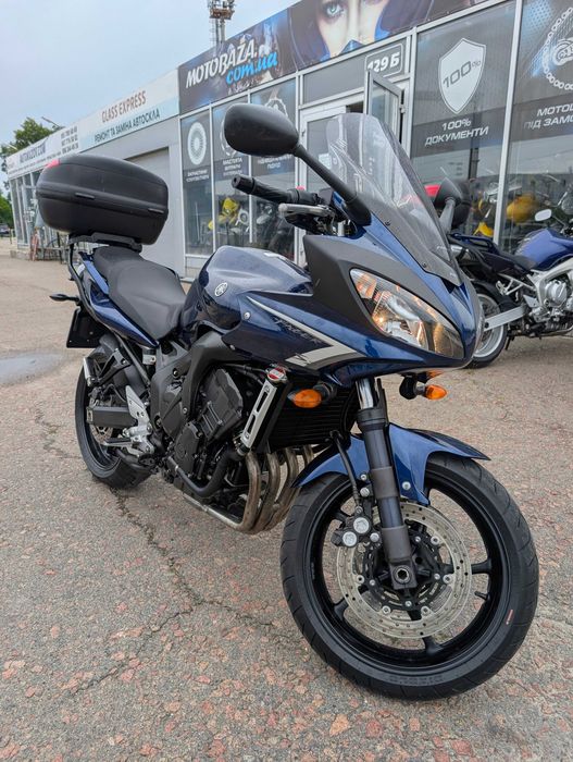 Мотоцикл Yamaha FZ6 Fazer S2 MoToBaZa