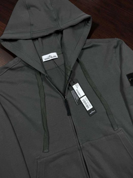 Кофта Stone Island, под все случаи жизни
