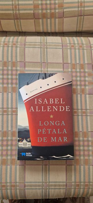 A Long Petal of Sea, Isabel Allende