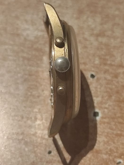 Vendo relógio cronógrafo, mecânico, antigo.