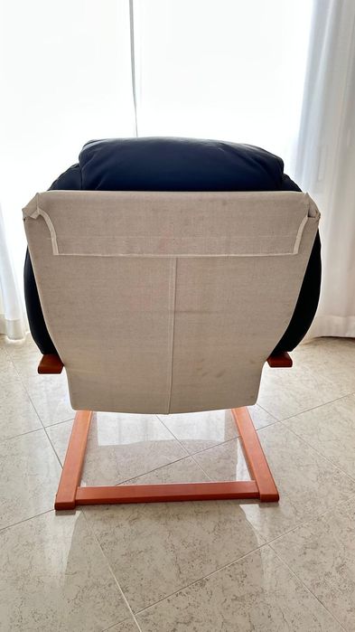2 Cadeirões de baloiço.