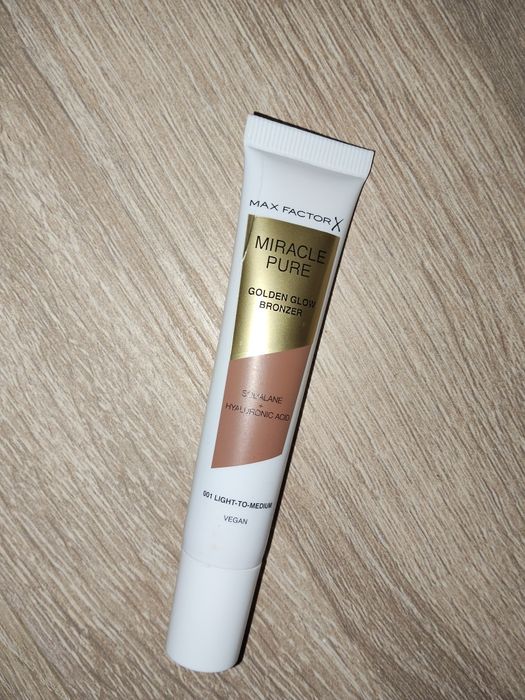 Bronzer do twarzy i ciała (Max Factor)