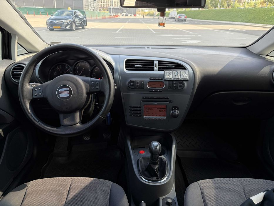 SEAT Leon STYLE 1.6 102 к.с.