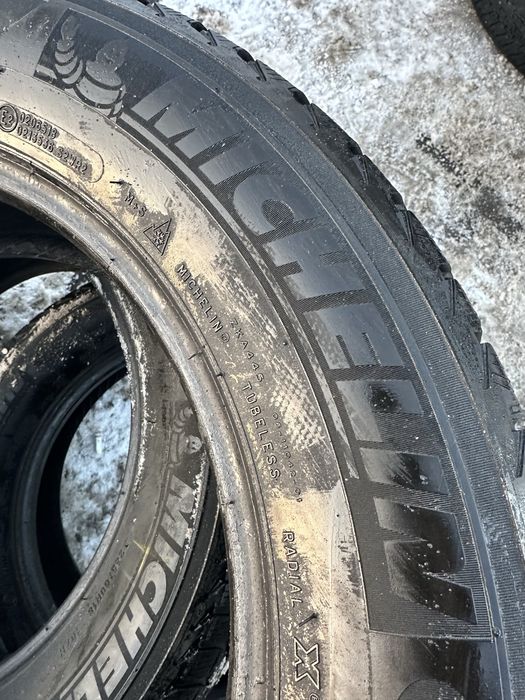 Шини 235 60 18 107H XL Michelin Latitude Alpin LA2 комплект