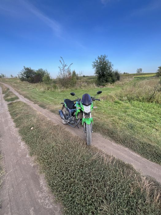 Продам ліфан кп 200