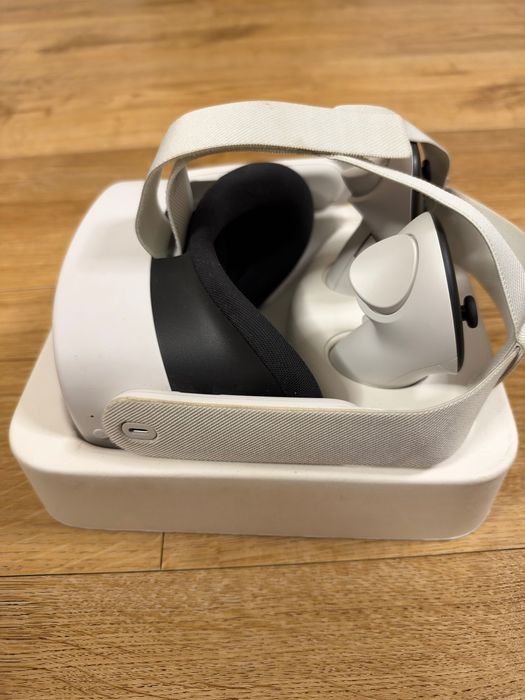 VR meta quest 3S 256GB