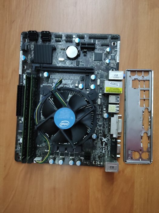 Комплект ASRock H61M-DG3/USB3 Intel i5 3550 ram 16gb