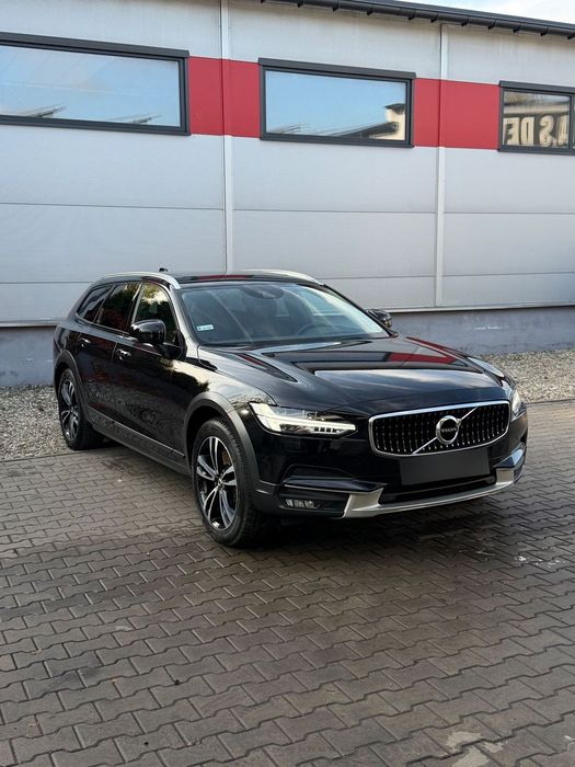 Volvo V90 Cross Country