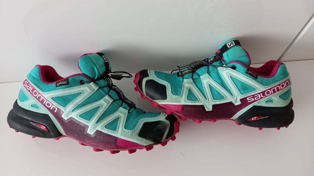 SALOMON speedcross 4 gore-tex  39 1/3