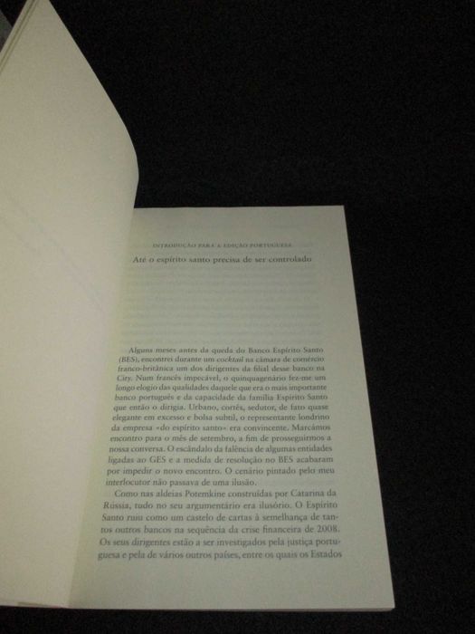 Livro Banksters Uma Viagem ao Submundo dos Banqueiros Marc Roche