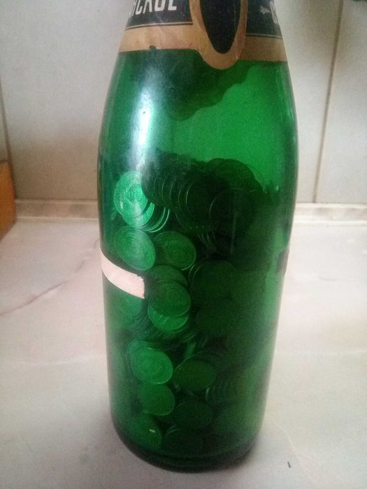 Продам монеты номиналом 10 коп. СССР в Бутылке.