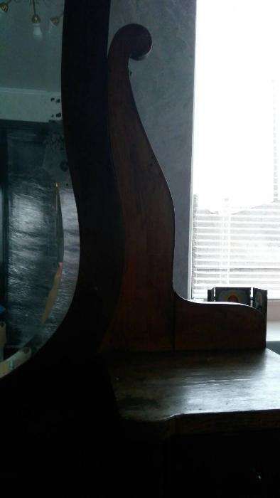 Продаю Трюмо времен раннего СССР