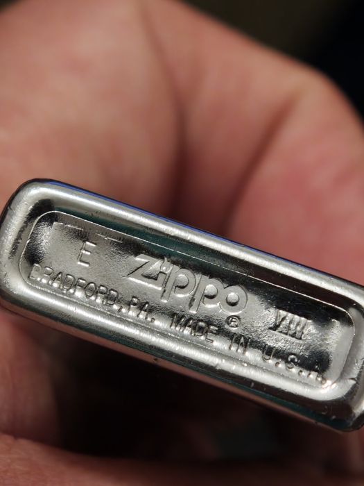 Isqueiro Zippo slim Maio 1992 E VIII