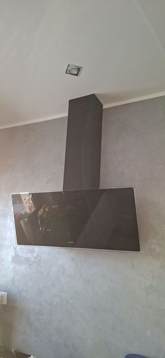 Okap czarny szklany przyścienny 90 cm