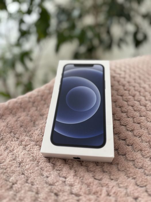 Продам Iphone 12/128
